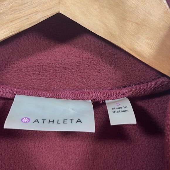 Athleta burgundy wool blend toggle front coat - Picture 2 of 7